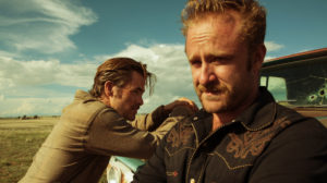 1. A Qualquer Custo (Hell or High Water, 2016) Um jovem rancheiro (Chris Pine) e se irmão (Ben Foster) resolvem realizar uma série de assaltos a banco para levantar o dinheiro necessário para salvar o rancho da família.