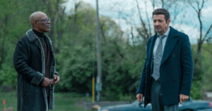 moses e mike em o dono de kingstown